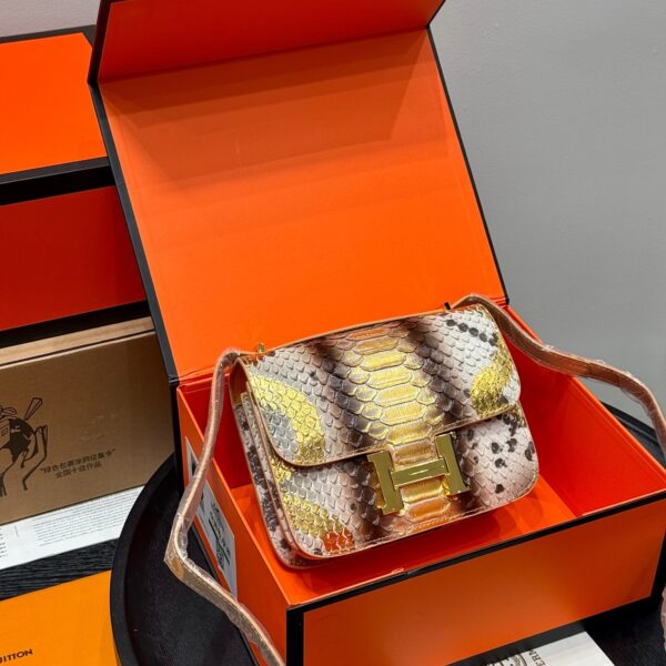 Hermes Constance11
