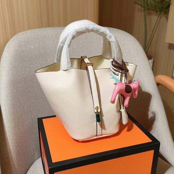 Hermes Picotin04