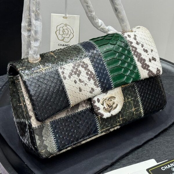 Chanel Cf