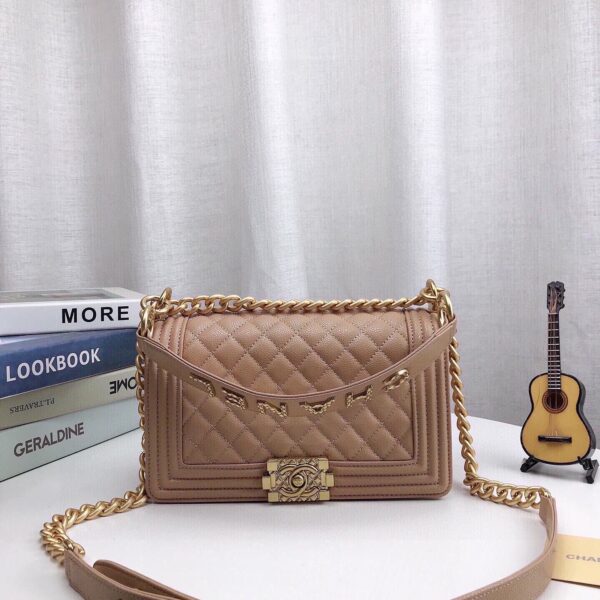 Chanel Leboy