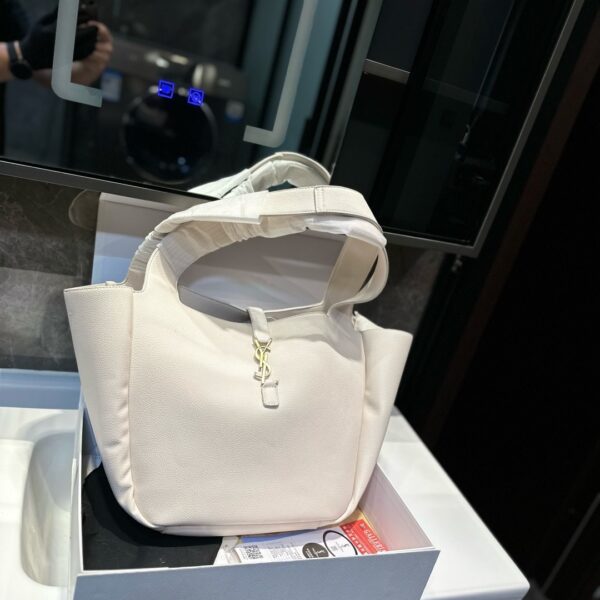 YSL Bea